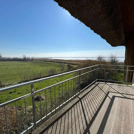 Apartamento Haus Am Boddenufer